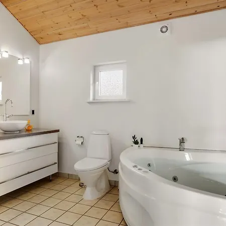 Lirim - 50m From The Sea By Interhome * Sæby